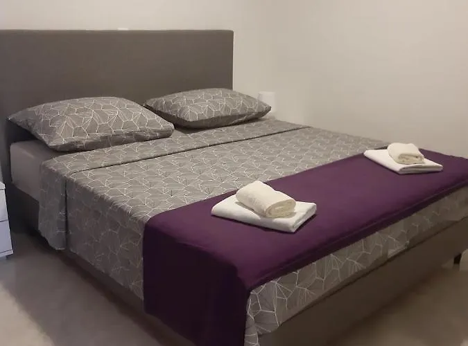 Hill With Private Pool