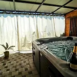 Villa Hill - Heated Pool & Jacuzzi, Panoramic Sea View