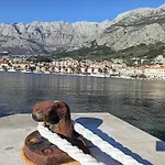 Villa Hill - Heated Pool & Jacuzzi, Panoramic Sea View *