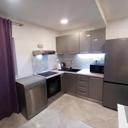 Hill With Private Pool 빌라