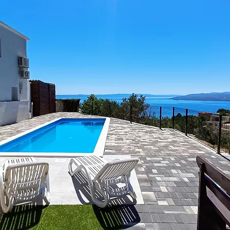 Hill - Private Pool & Jacuzzi Makarska
