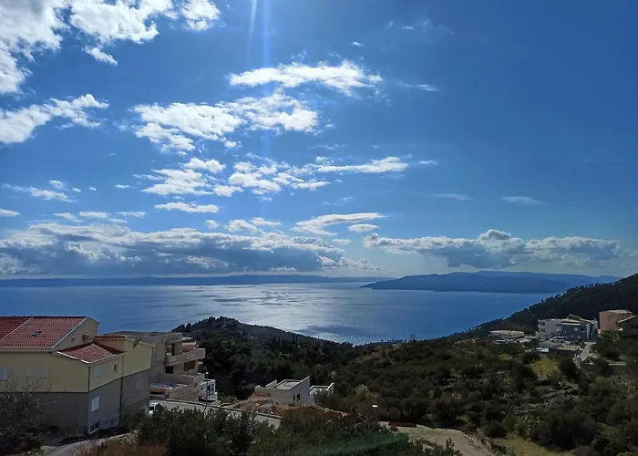 Hill With Private Pool Вілла