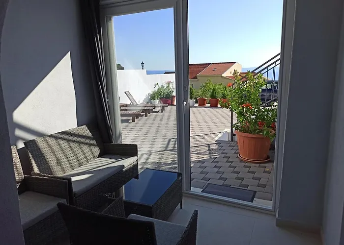 Hill With Private Pool Villa Makarska