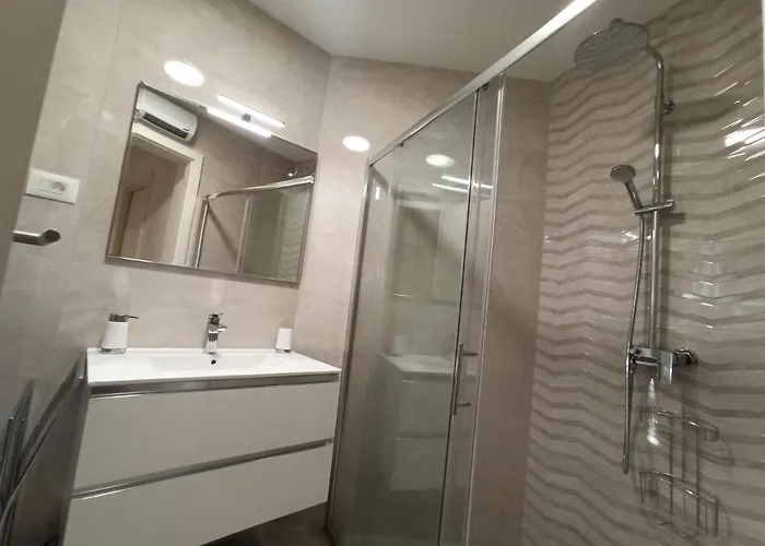 Hill With Private Pool * Makarska